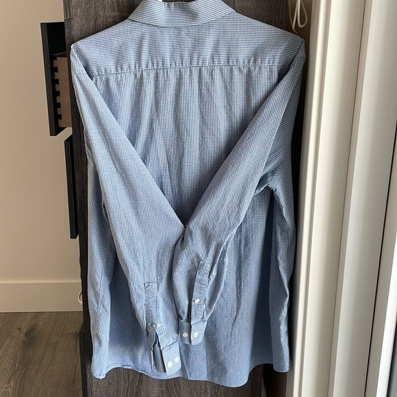 Michael Kors Checkered long sleeve regular fit. - Picture 2 of 9